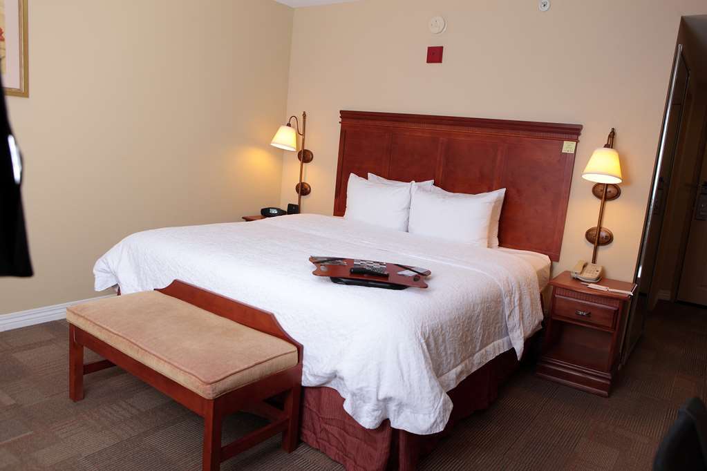 Hampton Inn Martin Стая снимка