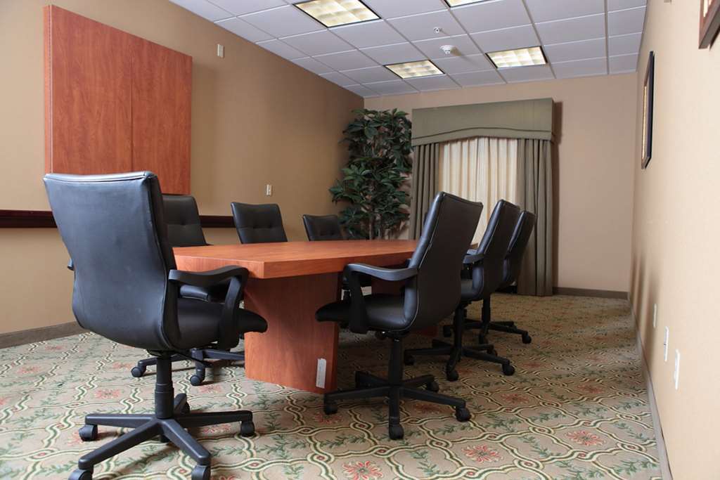 Hampton Inn Martin Съоръжения снимка