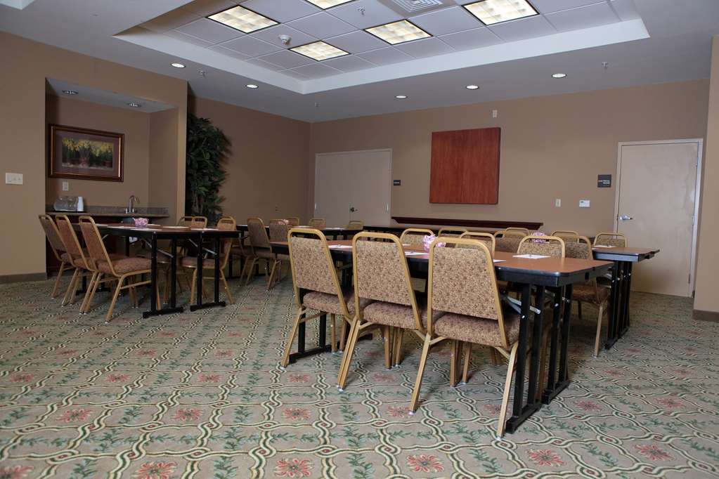 Hampton Inn Martin Съоръжения снимка